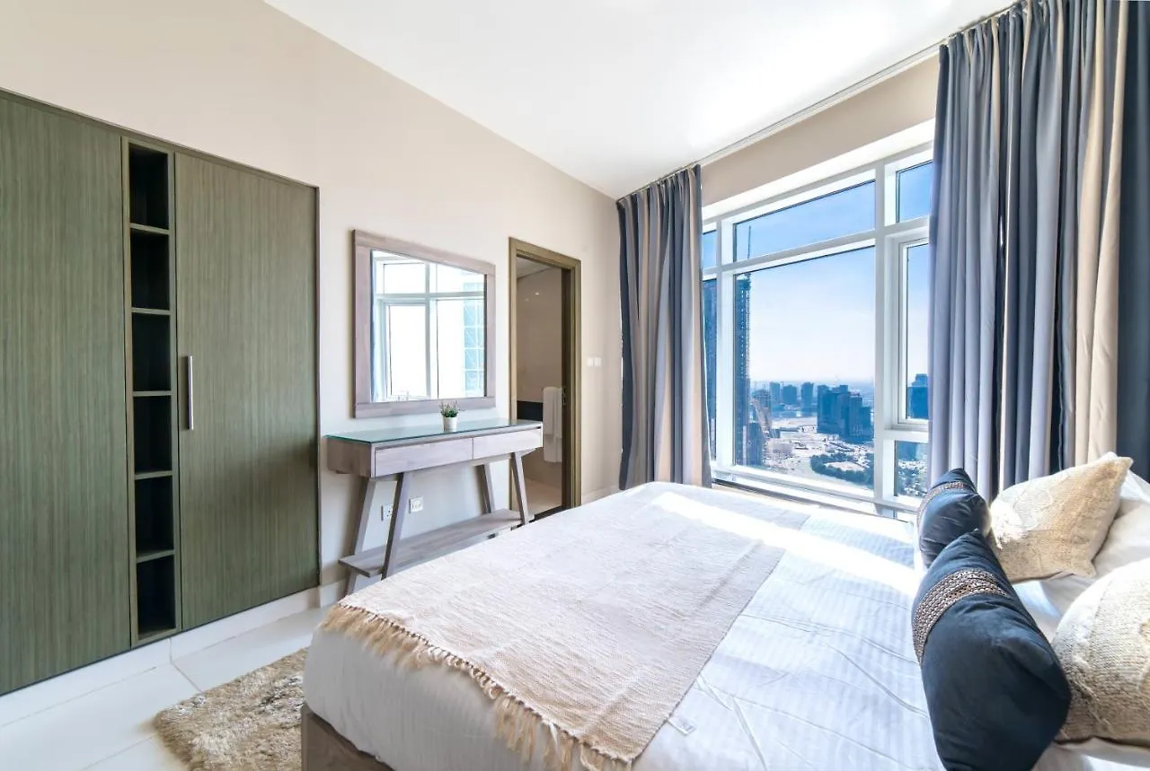Апартаменты Icon Casa Living - Super Loft West Tower Дубай